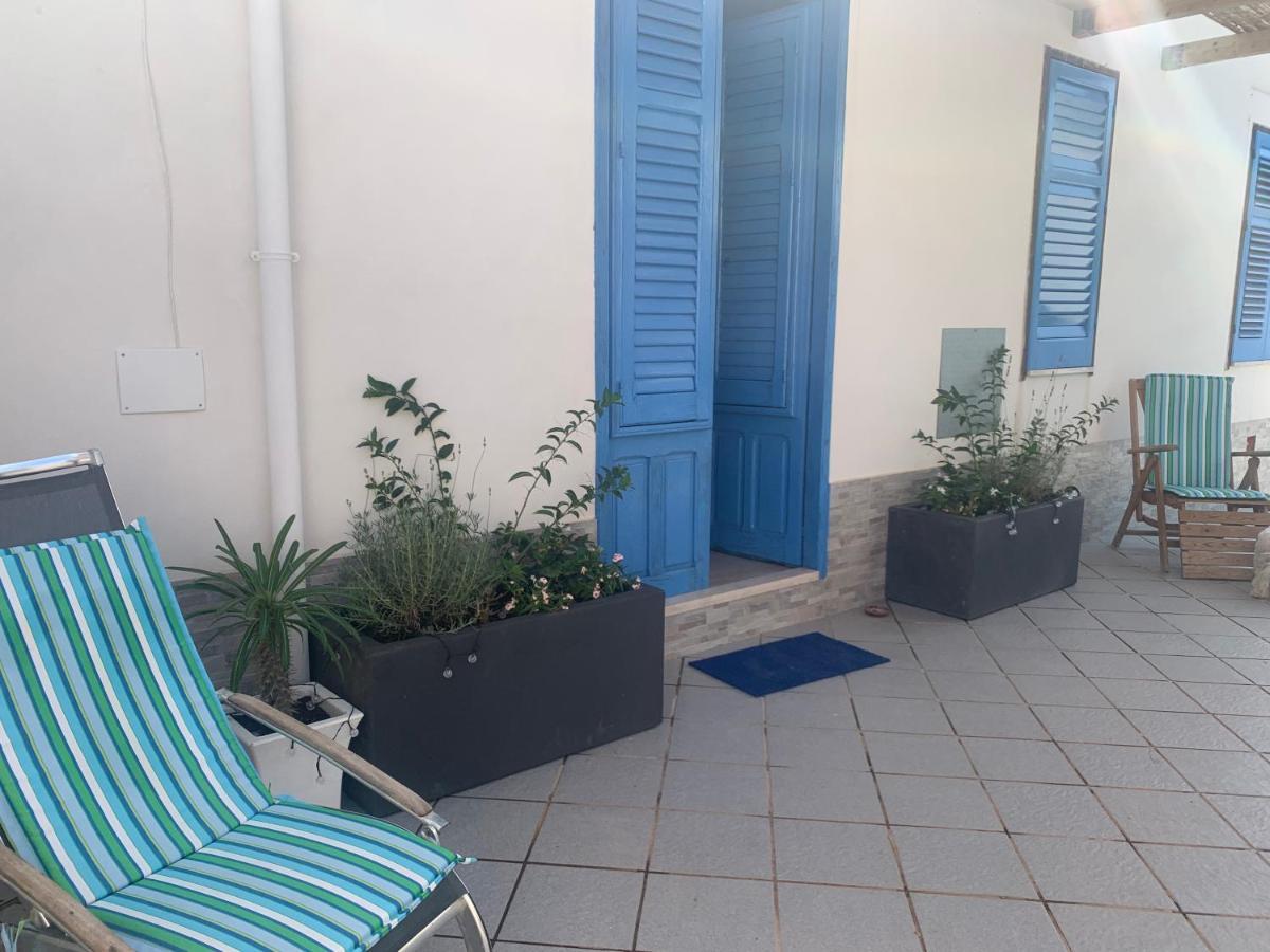 מנפי Villa Morgana מראה חיצוני תמונה