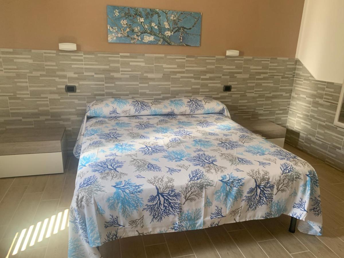 מנפי Villa Morgana מראה חיצוני תמונה