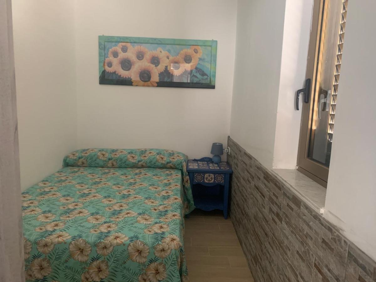מנפי Villa Morgana מראה חיצוני תמונה
