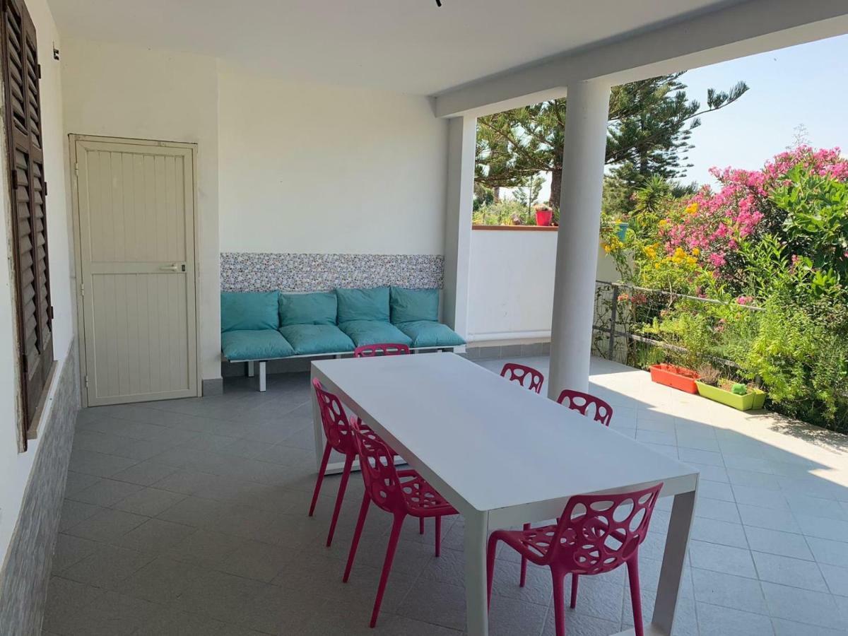 מנפי Villa Morgana מראה חיצוני תמונה